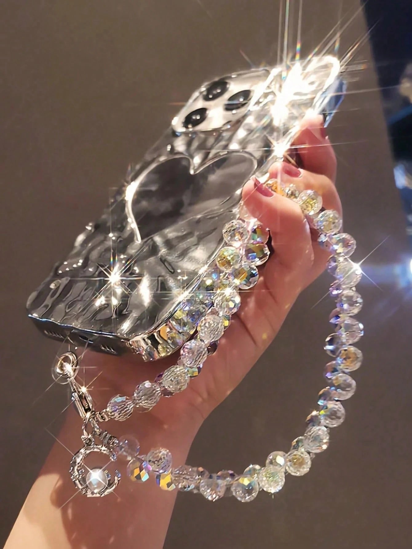 Crystal Bead Flower Pendant Phone Chain, Exquisite Sparkling Crystal Rhinestone, High-End Phone Case Charm, 2026 Fashion New Short Strap Bracelet, Phone Decoration Chain, Suitable For Outdoor Travel