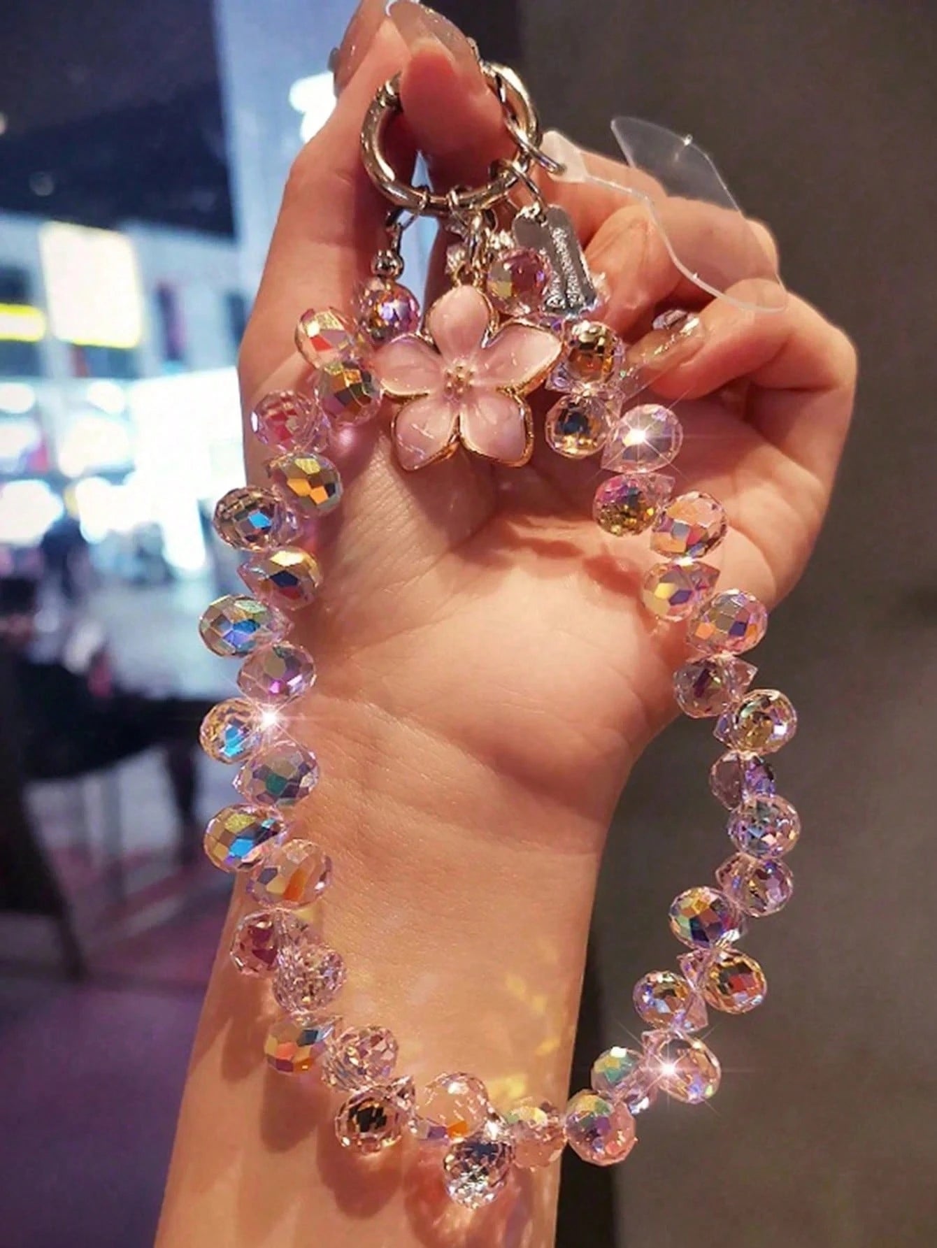 Crystal Bead Flower Pendant Phone Chain, Exquisite Sparkling Crystal Rhinestone, High-End Phone Case Charm, 2026 Fashion New Short Strap Bracelet, Phone Decoration Chain, Suitable For Outdoor Travel