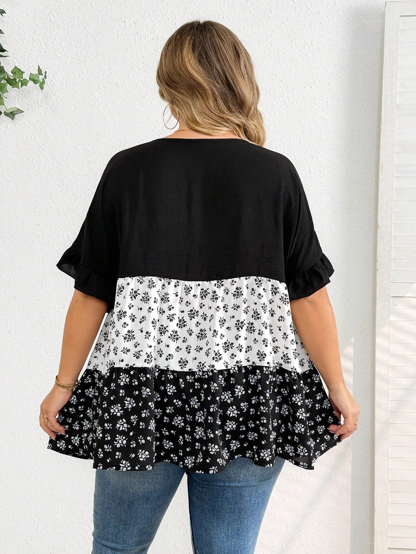 CURVE+ Plus Size Casual Colorblock Ditsy Floral Shirt, Relaxed Holiday Vibe, Suitable For Country Music Festivals, Women's Boho Style, Spring Year
