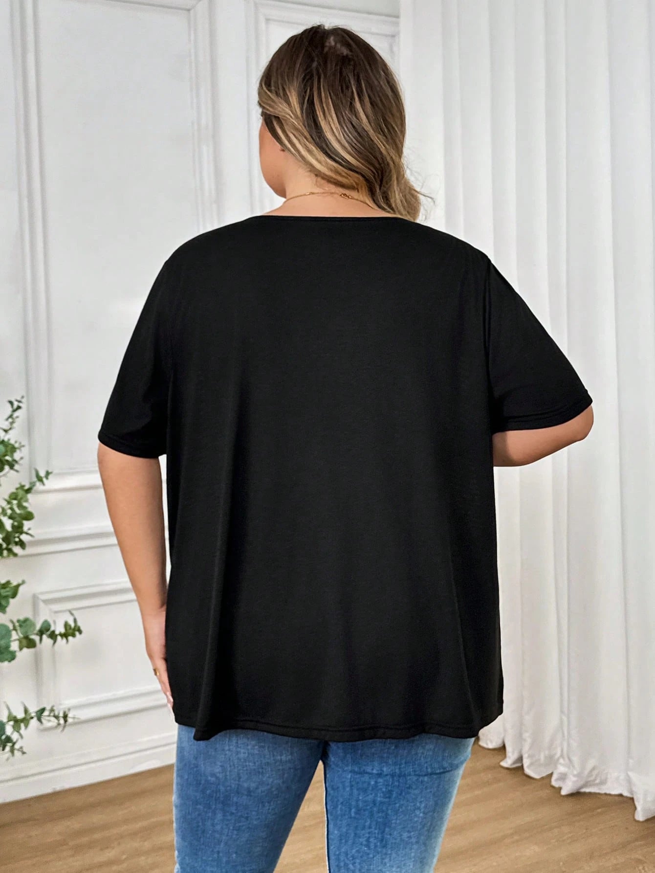 CURVE+ Plus Size Women's Color Blocked Striped Patch T-Shirt