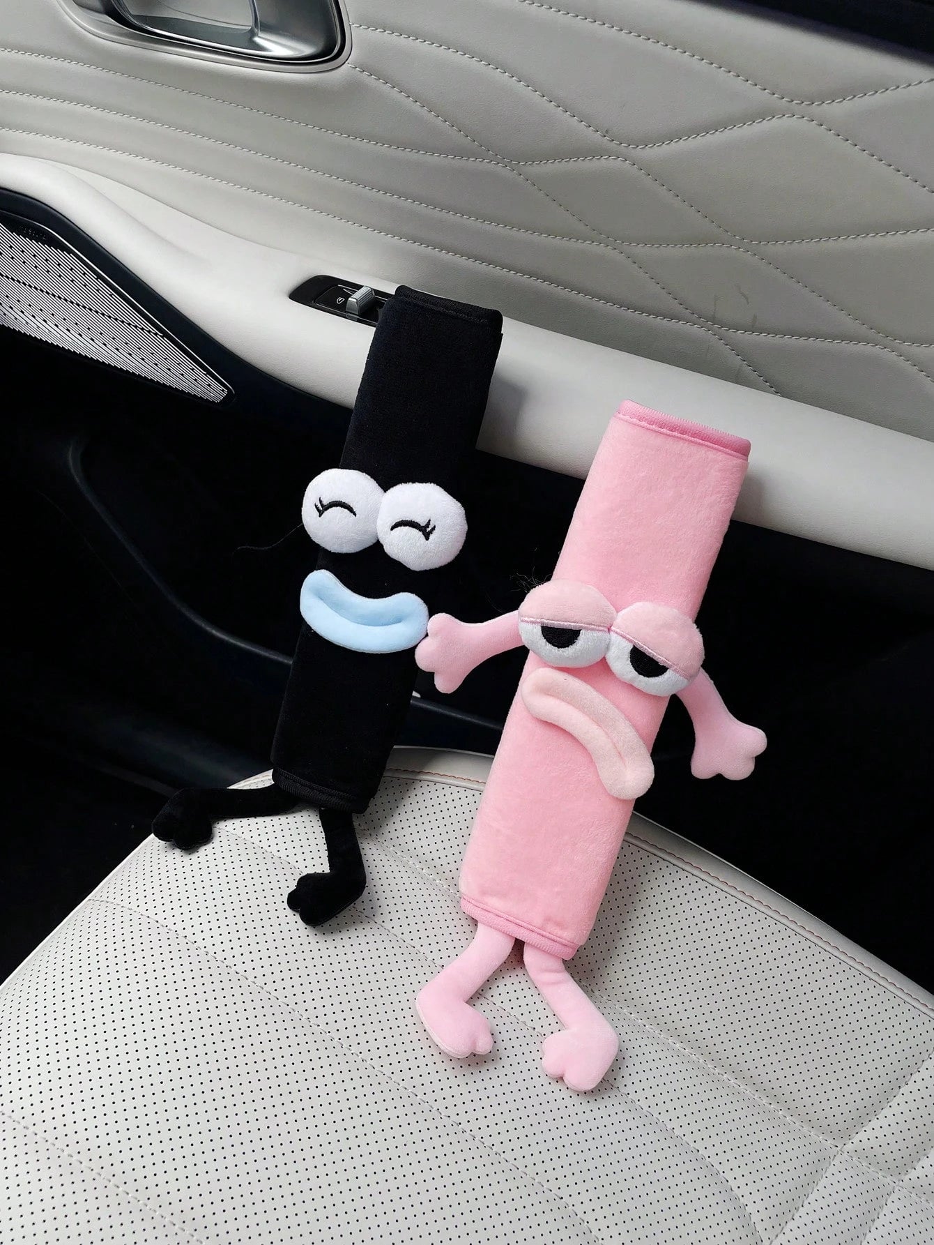 Cute & Funny Car Seat Belt Shoulder Pad, Creative Car Safety Belt Protector, Anti-Chafing Cushion Cover, Car Interior Accessory For Men And Women