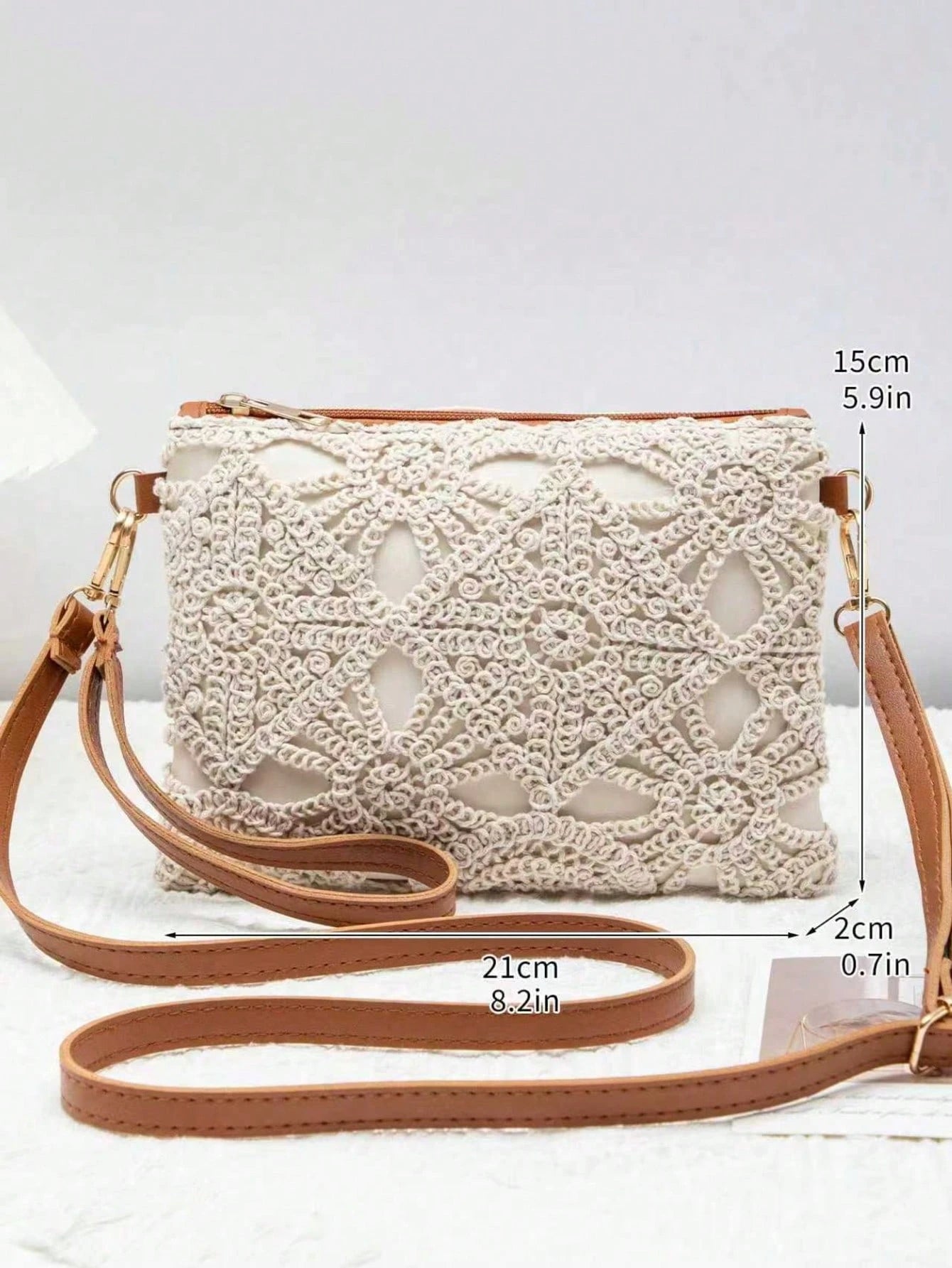 DAZY 2025 New Hollow Flower Handbag Women's Casual Style Small Square Bag Luxury Daily Matching