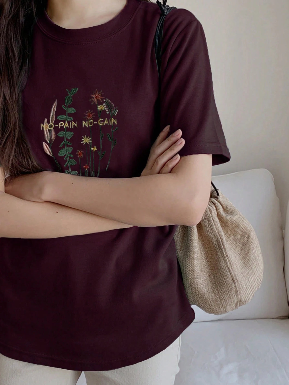 DAZY Floral & Letter Embroidery Tee NO-PAIN NO-GAIN Easter