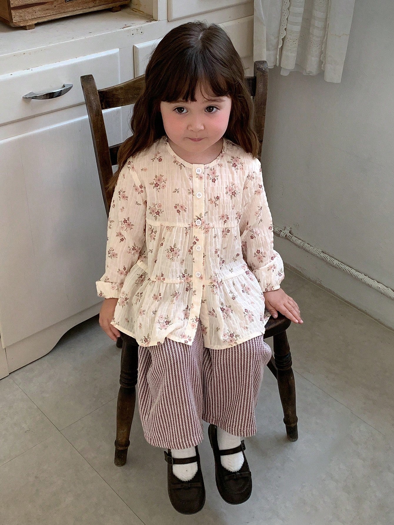 DAZY Infant (Girl) Round Neck All-Over Floral Print Long Sleeve Top