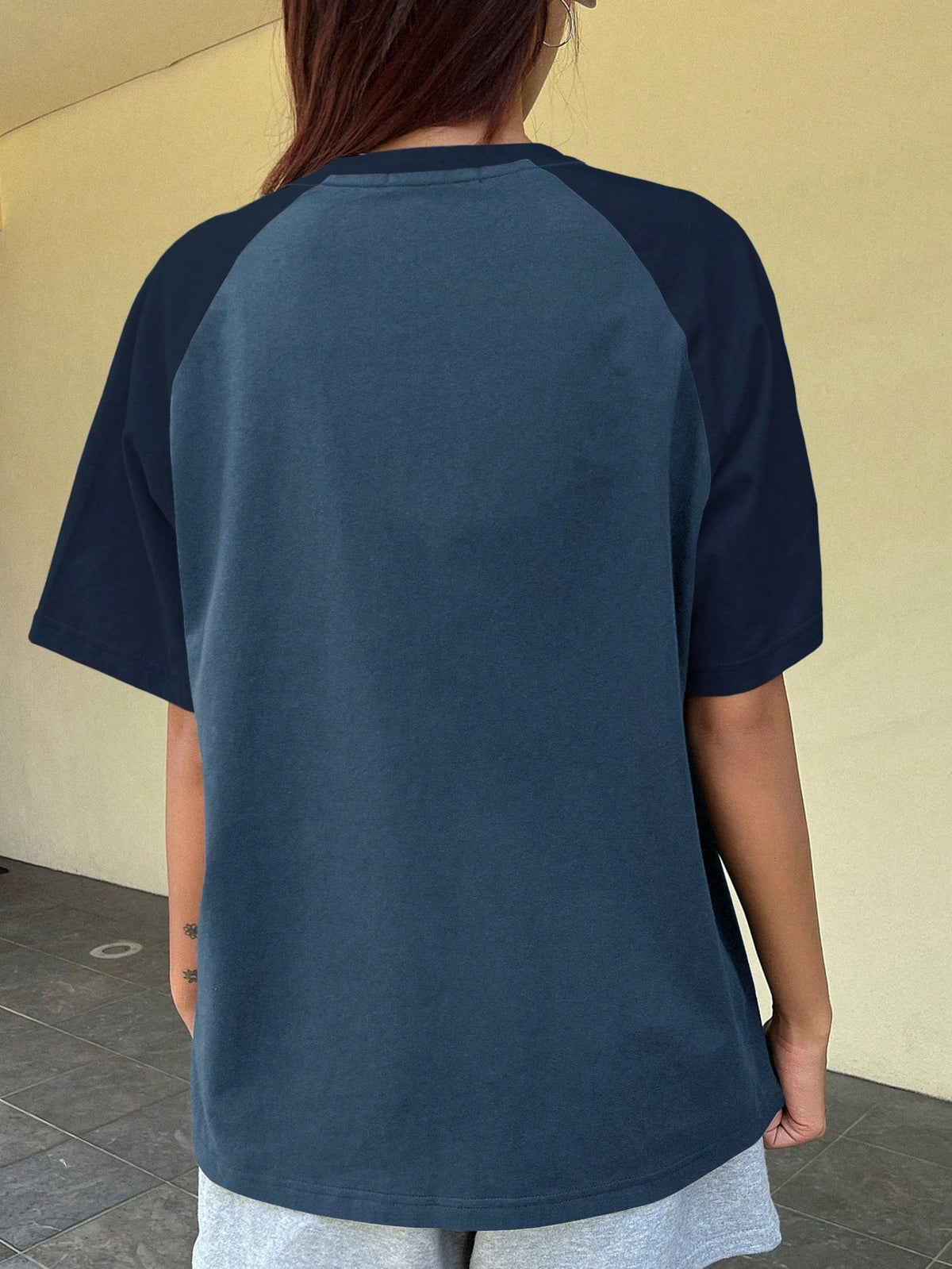 DAZY Letter Graphic Raglan Sleeve Tee