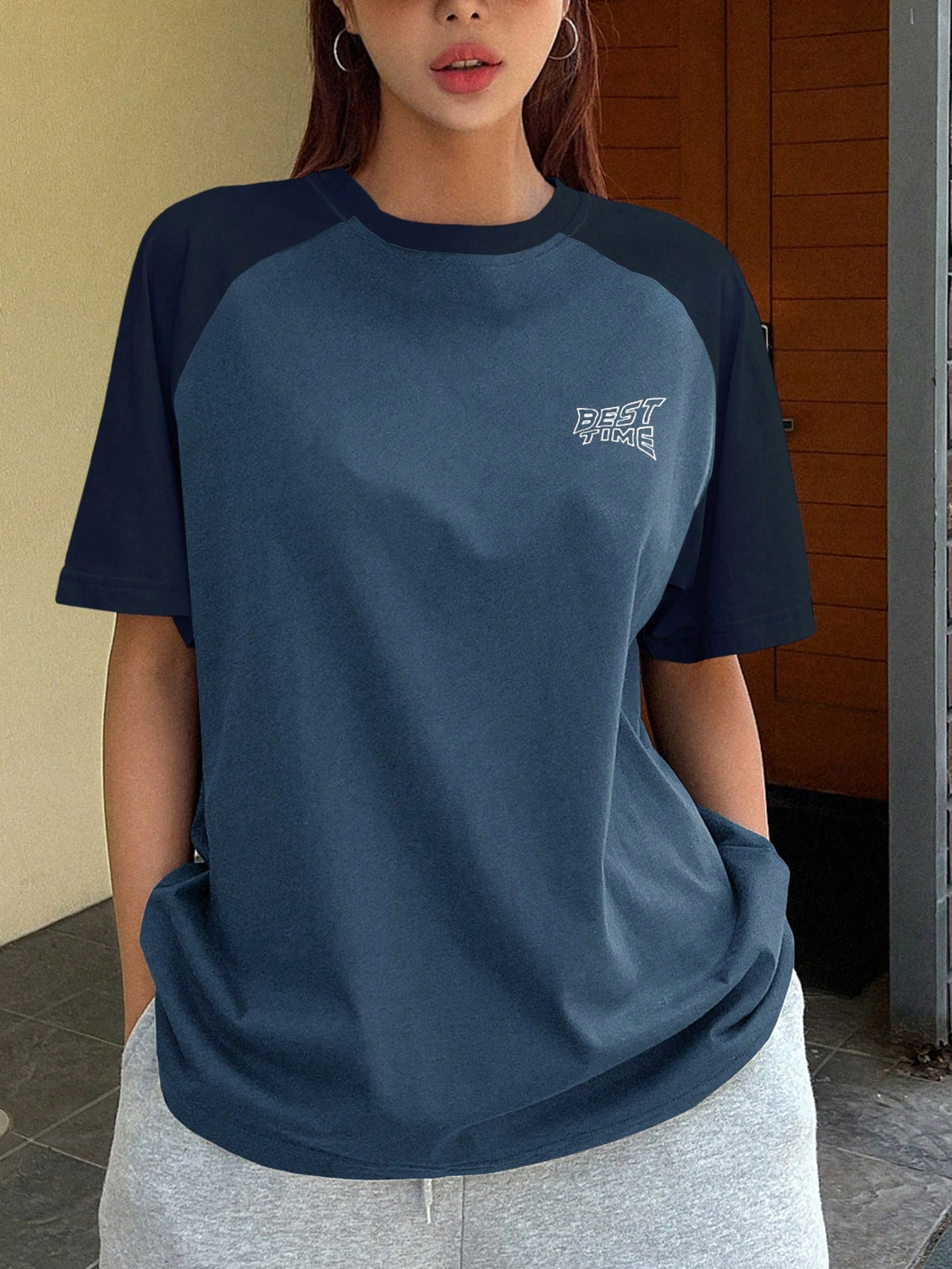 DAZY Letter Graphic Raglan Sleeve Tee
