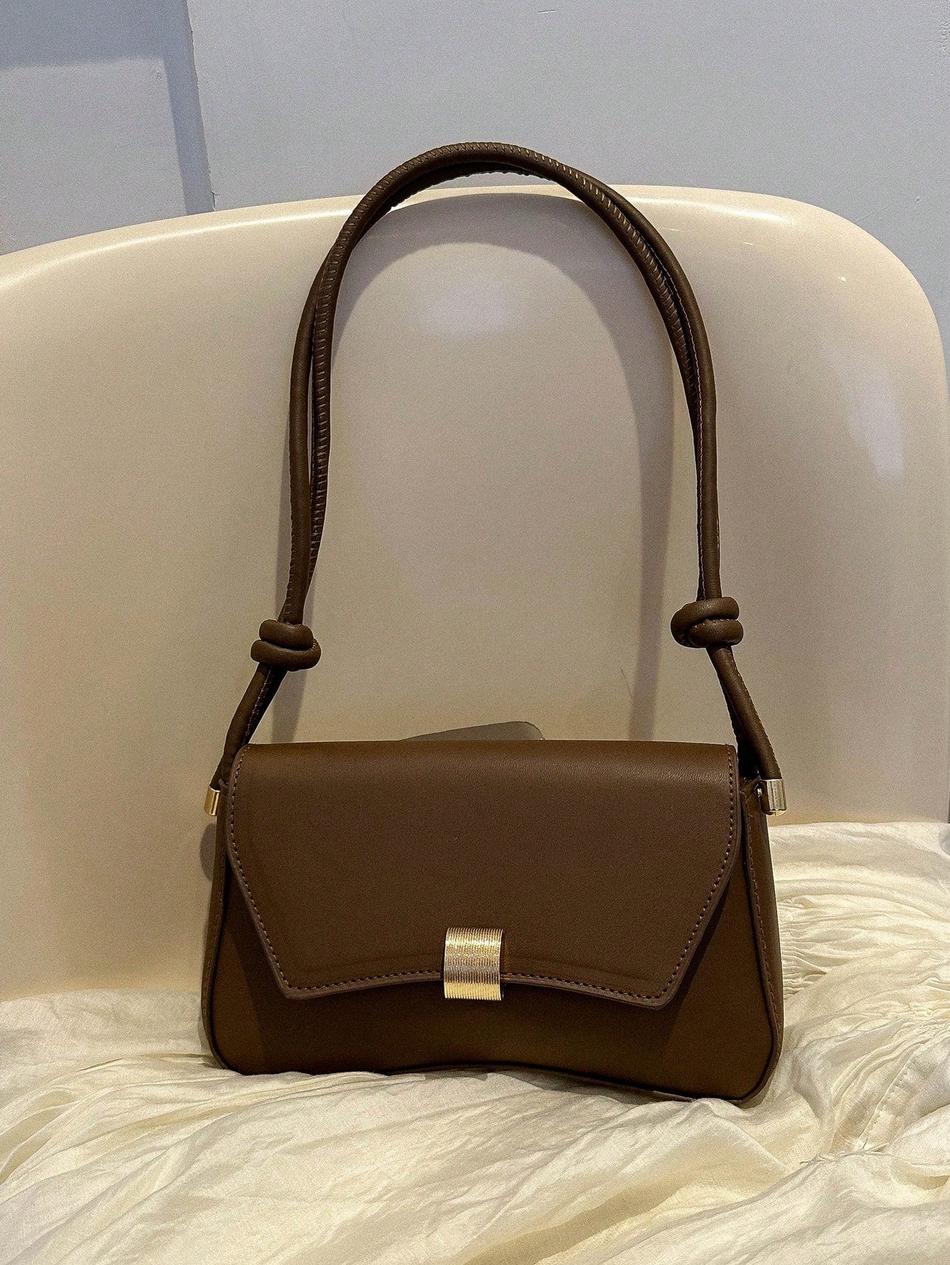 DAZY Retro Lightweight, Business Casual Chocolate Brown Flap Bag Vintage PU For Teen Girls Women College Students, Rookies & White-Collar Workers Perfect For Office, College, Work, Business, Commute