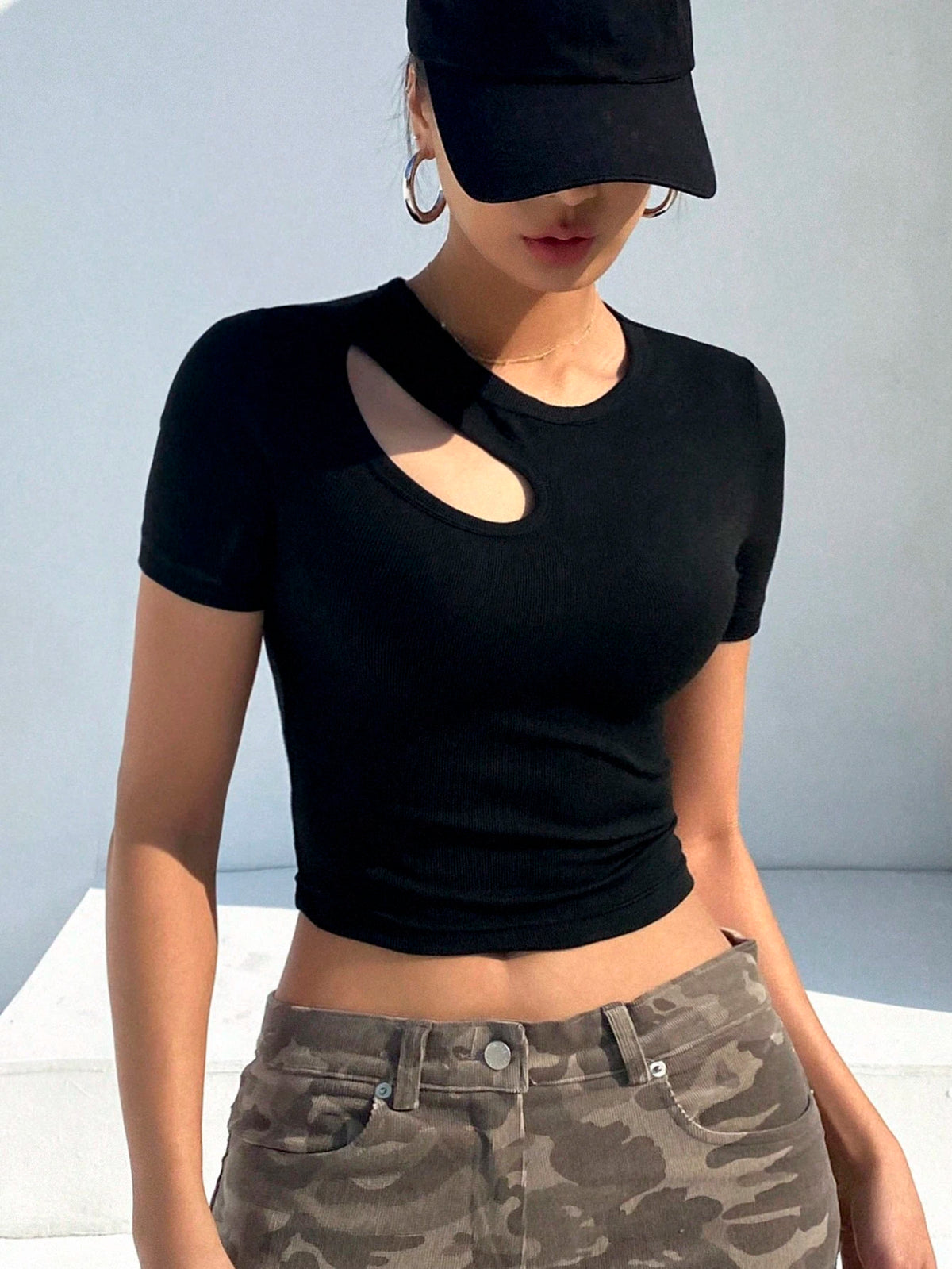 DAZY Solid Color Hollow Out Slim Fit Short Sleeve T-Shirt,Crop Tops Women