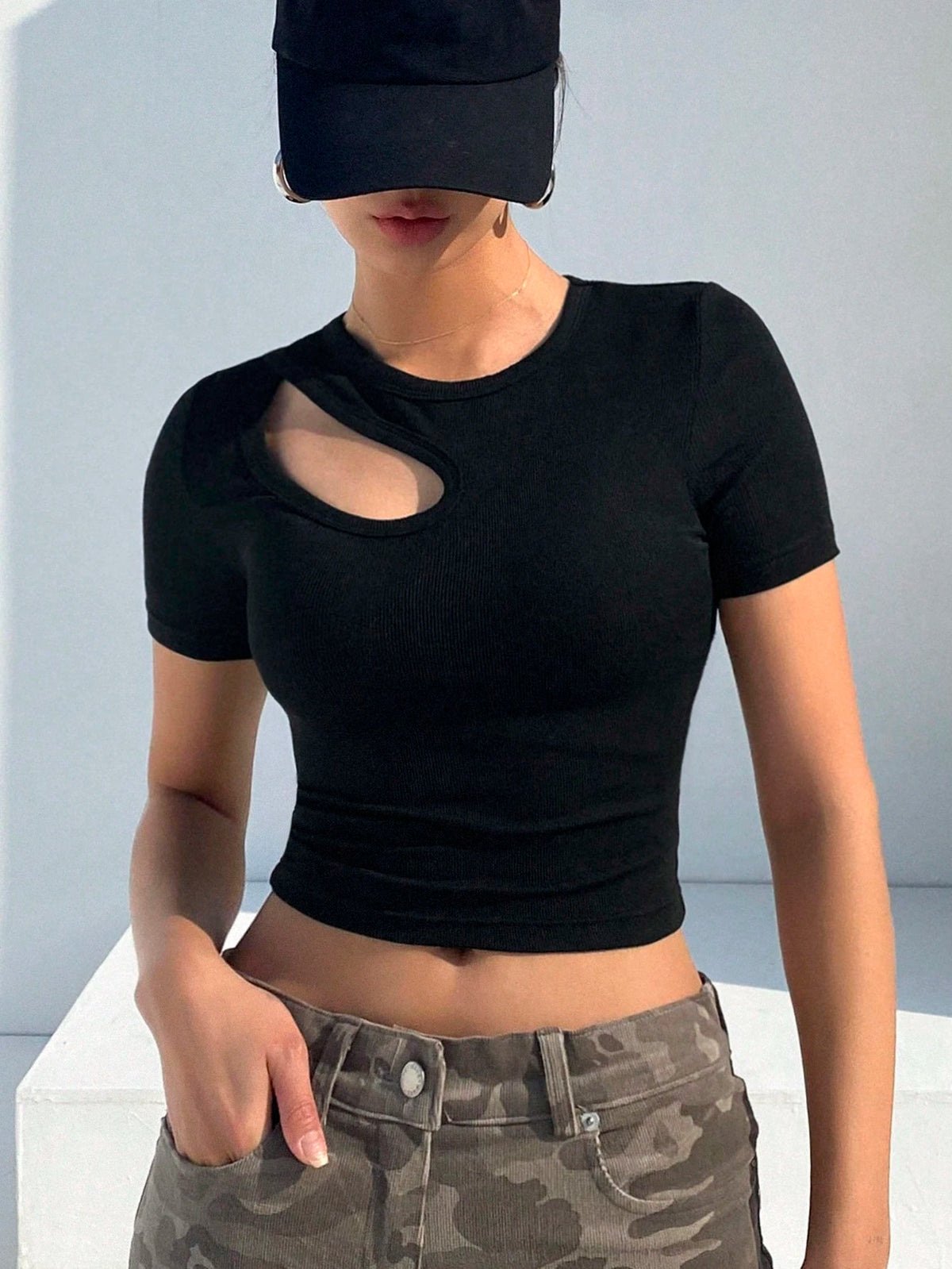 DAZY Solid Color Hollow Out Slim Fit Short Sleeve T-Shirt,Crop Tops Women