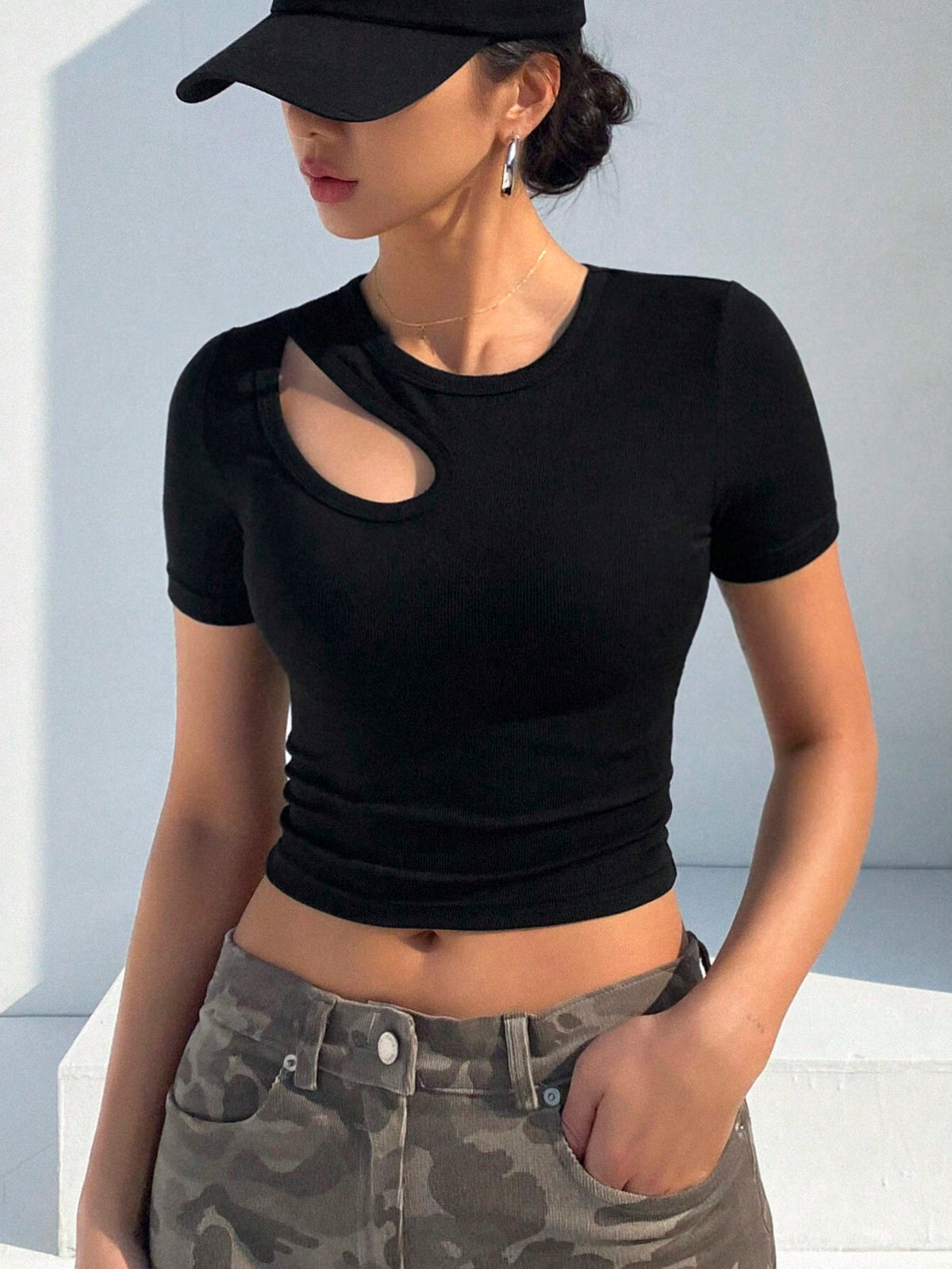 DAZY Solid Color Hollow Out Slim Fit Short Sleeve T-Shirt,Crop Tops Women
