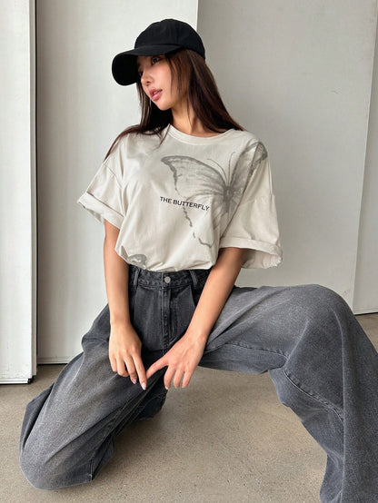 DAZY Women's Summer Butterfly And Letter Print Round Neck Drop Shoulder Loose Casual T-Shirt Y2k Graphic Tee Oversized T-Shirt