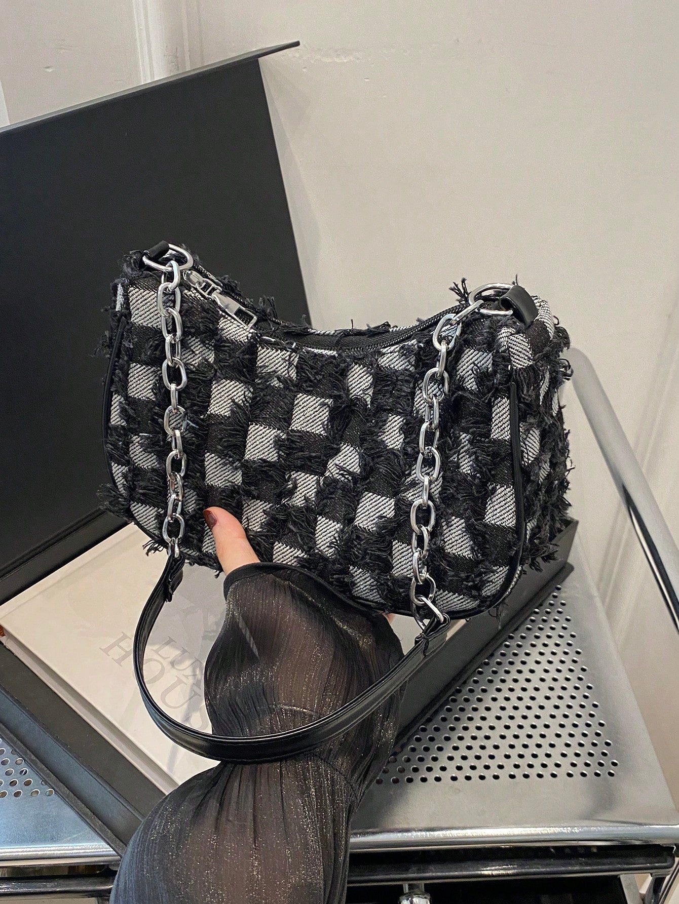 Decorative Button Detail Patchwork Chain Strap Shoulder Bag, Women Fashion Hobo Bag, Suitable For Shopping, Dating, Gift For Girls, College Students, Work, Commute