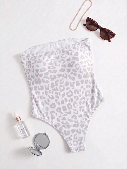 Elegant Casual Summer Fashion White Leopard Print Sexy Bandeau One-Piece Swimsuit For Women, Beach Vacation Style