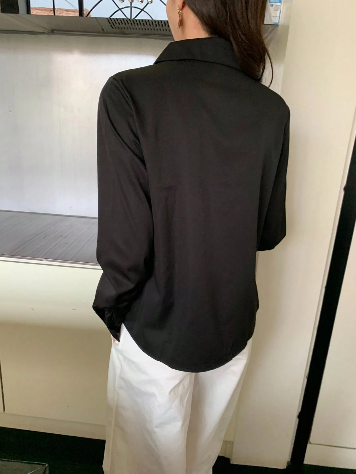 Elegant Design Sense Mature Retro Style Women Blouse Casual Black Spring