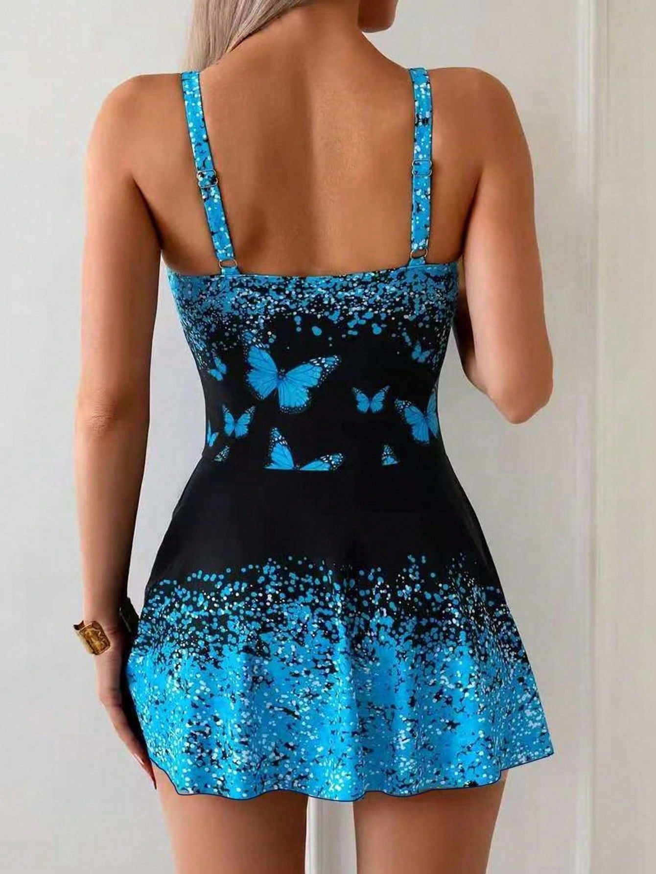 Elegant Floral One-Piece Swimsuit With Tummy Control Skirt And Removable Padding- High Stretch Fabric, Square Neckline, Blue Floral Print On Black Background, Twist Detail, Women's Swimwear, Beach Es