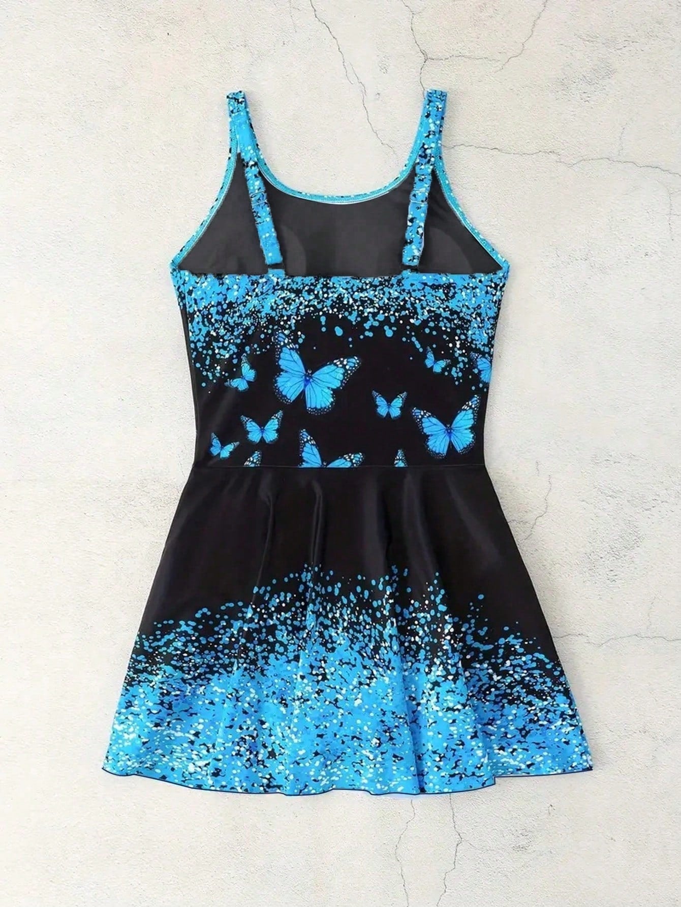 Elegant Floral One-Piece Swimsuit With Tummy Control Skirt And Removable Padding- High Stretch Fabric, Square Neckline, Blue Floral Print On Black Background, Twist Detail, Women's Swimwear, Beach Es