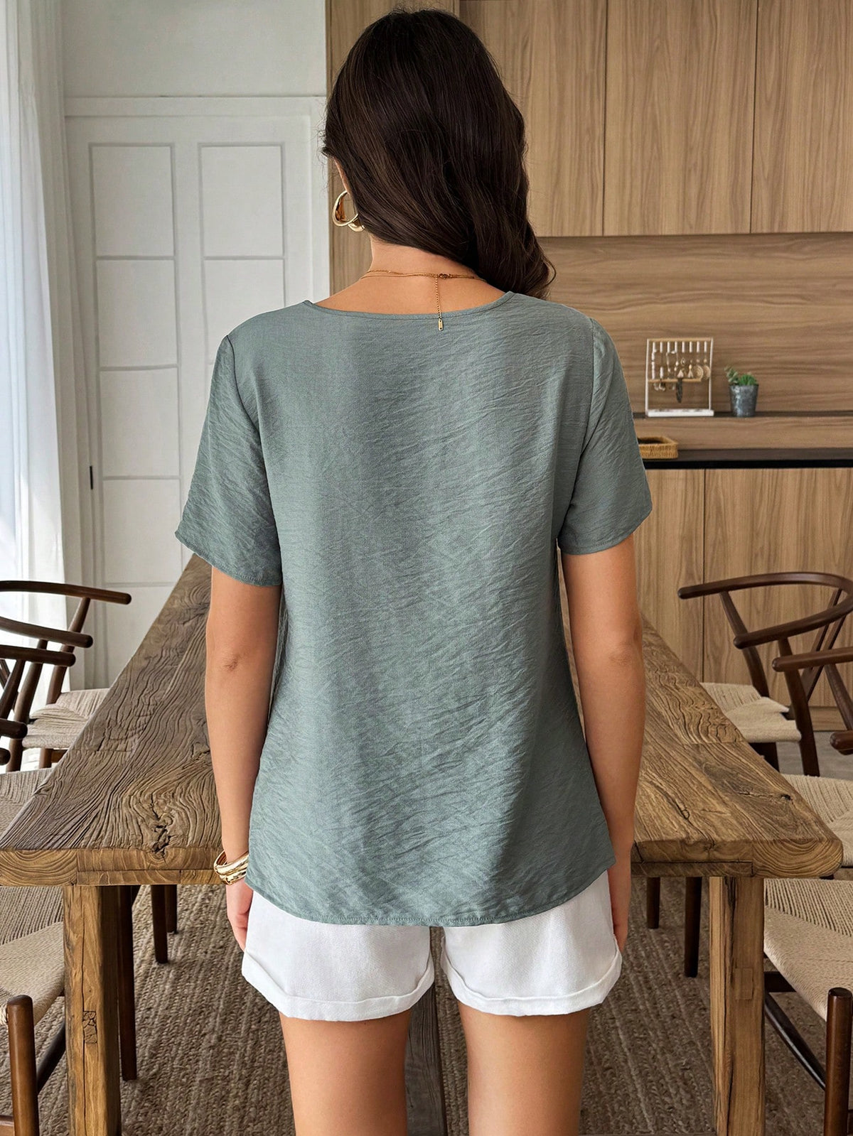 Elouméa Women's Casual Vacation Round Neck Cutout 3D Floral Short Sleeve Loose Blouse, Spring/Summer
