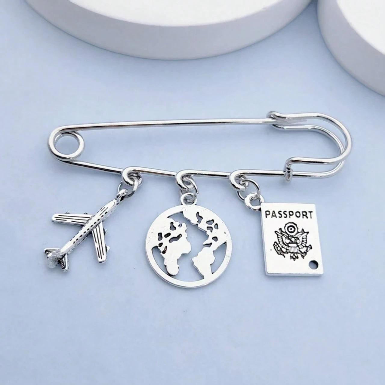 European And American Fashion Men's Travel Brooch Set, Passport, Airplane, Globe 3 PiecesPendant, Stewardess Gift, Handmade Brooch Unique Fashion Pin