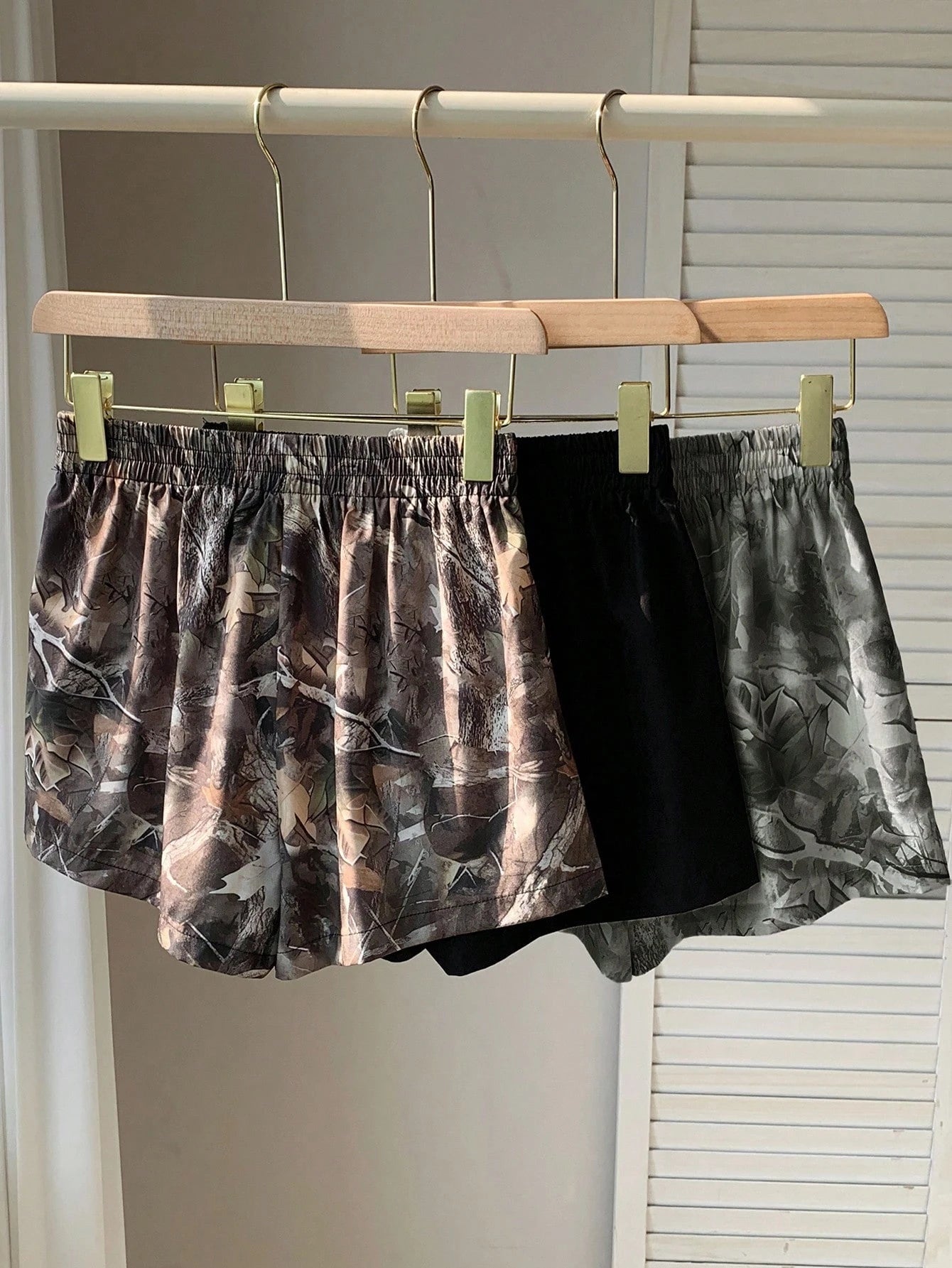 EZwear 3pcs Women Casual Camouflage Print Shorts Set, Woven Fabric, Comfortable Daily Wear