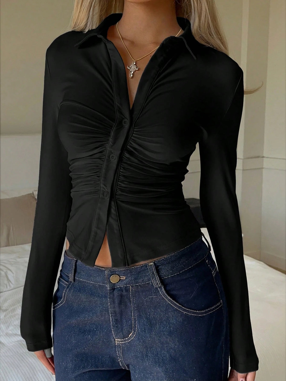 EZwear Casual Women's Black Knitted Ruched Collar Long Sleeve Regular Hem T-Shirt,Women's Solid Color Single-Breasted Pleated Versatile Date Outing