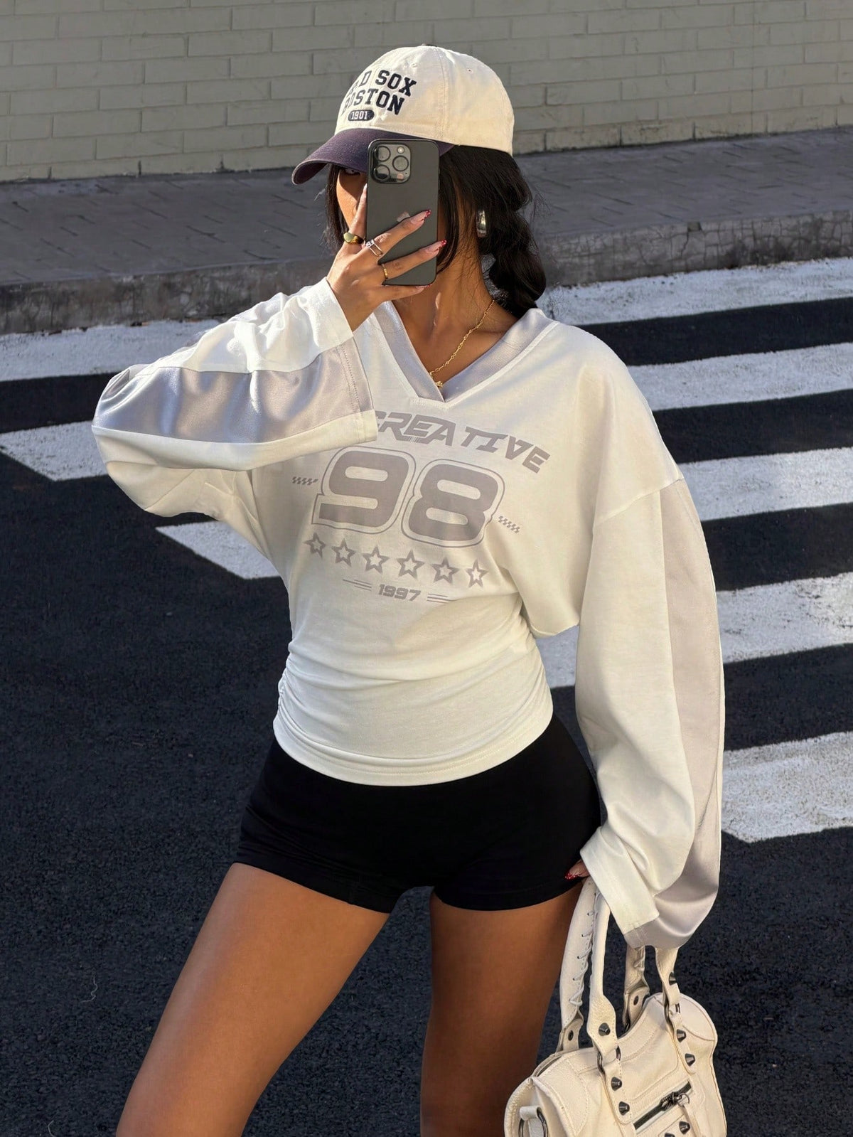 EZwear Women's Jersey V-Neck Dropped Shoulder Five-Pointed Star Print Casual Versatile Long Sleeve T-Shirt,Graphic Tees White Y2k Top