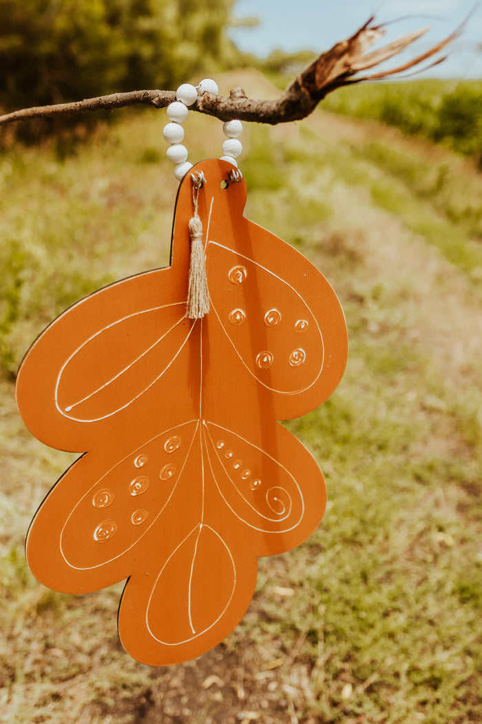 Fall Teardrop Leaf Door Hanger
