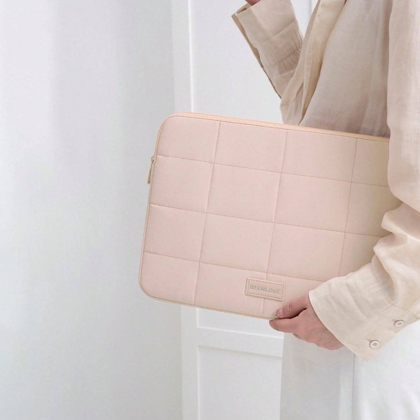 Fashionable Fluffy Quilted Laptop Sleeve, Fits 13/14/15.6 Inch Laptops, Soft Cotton Padded Tablet/Laptop Bag, Compatible With MacBook Pro/Air, Shockproof Laptop Sleeve With Zipper, Lightweight Unisex