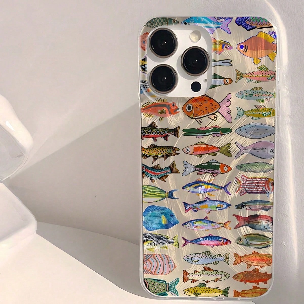 Fashionable Minimalist Water Ripple Full Screen Ocean Fish Phone Case, Compatible With IPhone 17 Pro Max, 17 Pro, 17 Air, 17, 16, 15, 14, 13, 12, 11 Pro Max, Anti-Drop Shockproof Protective Frame