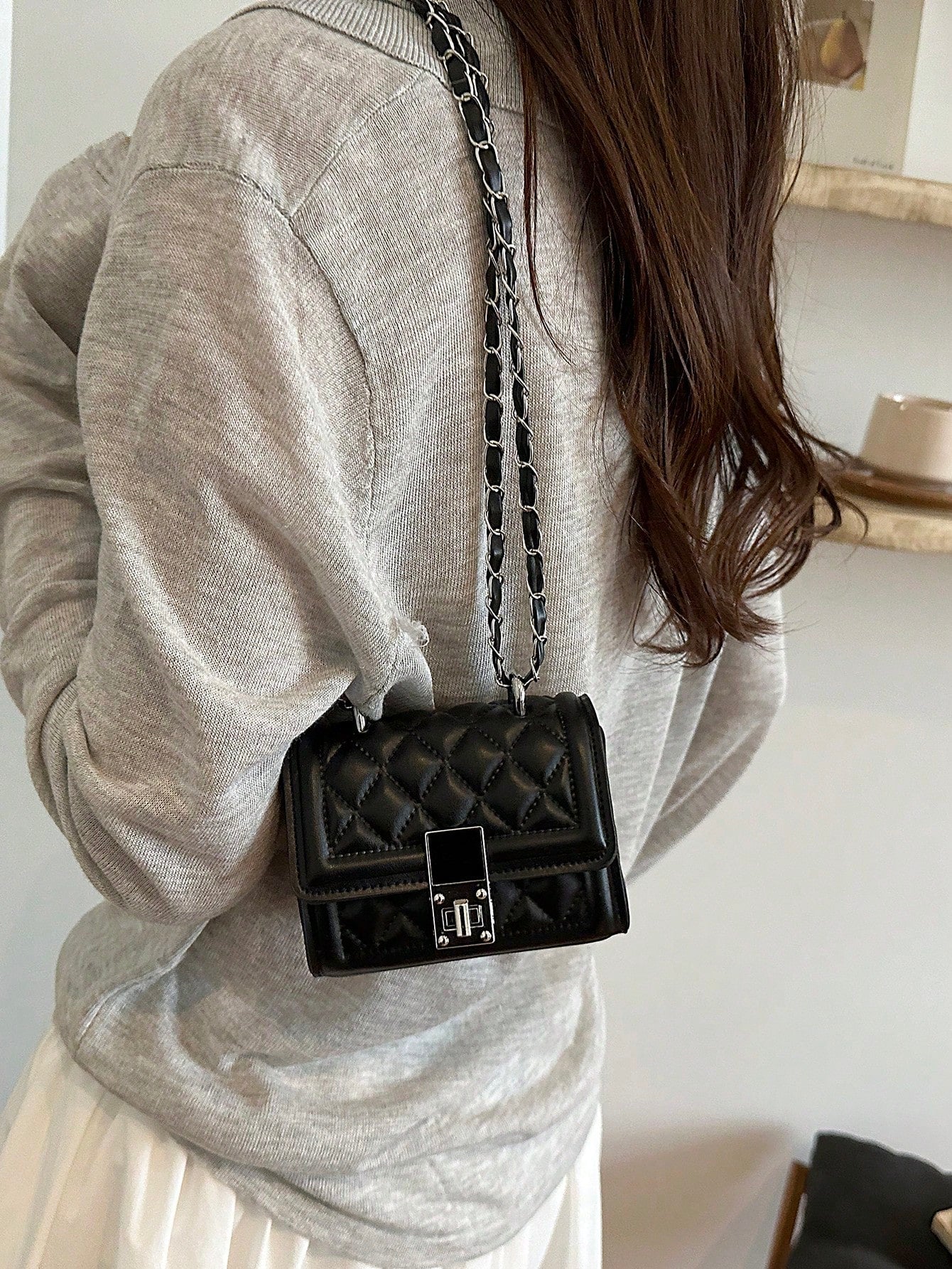Fashionable New Solid Color Flap Metal Lock Shoulder Bag, Elegant Versatile Diamond Quilted Chain Crossbody Bag For Women, Suitable For Shopping, Wallet, Young Women, College Students, Newcomers, Whit