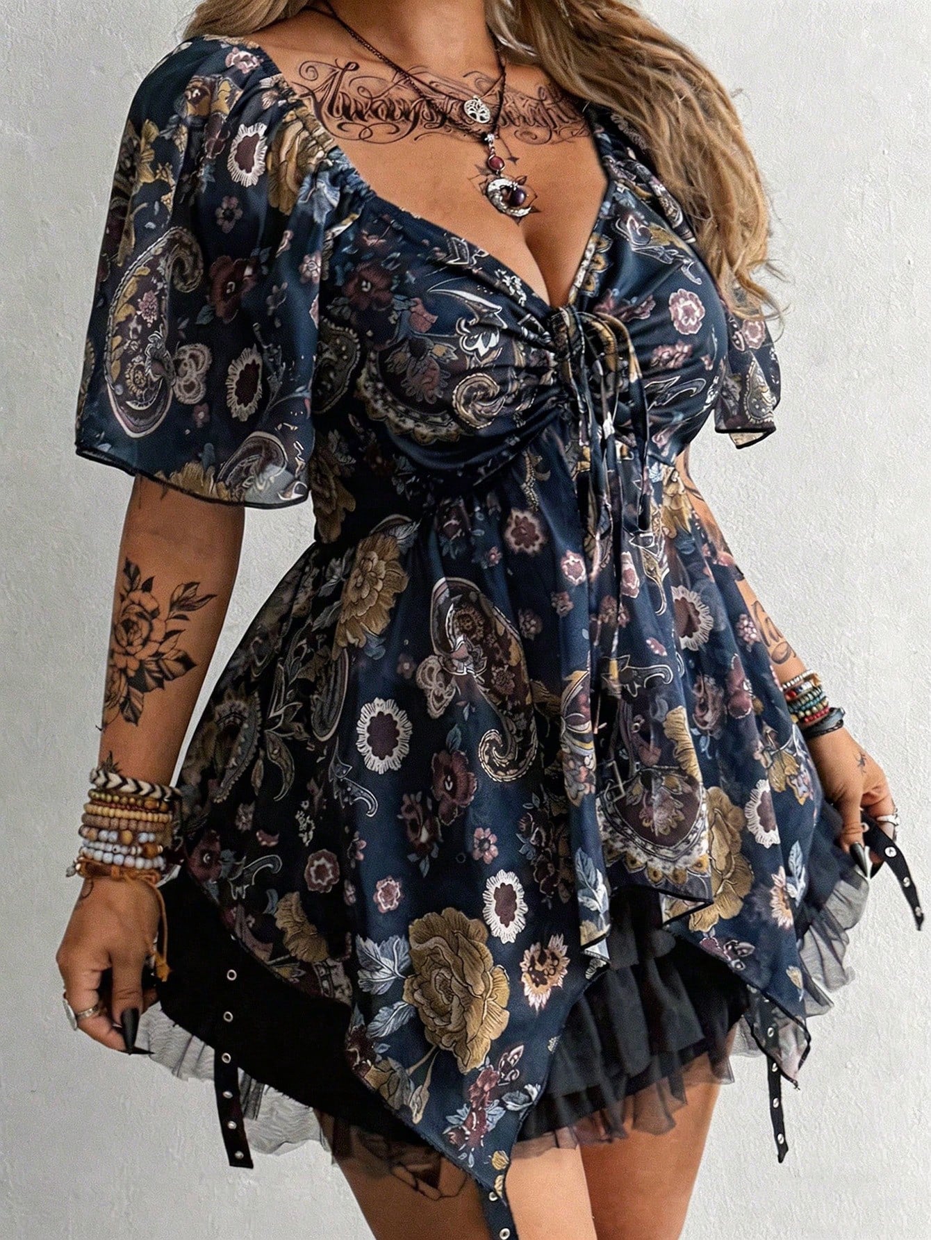 Flirla Plus Size Women Floral Print Waist Cinched Asymmetric Hem Shirt