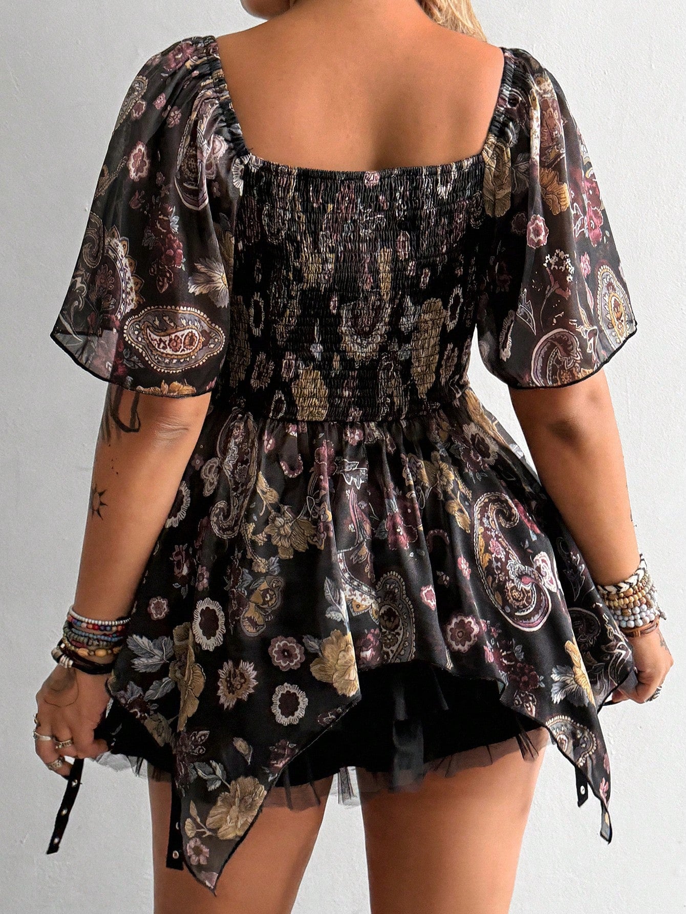Flirla Plus Size Women Floral Print Waist Cinched Asymmetric Hem Shirt