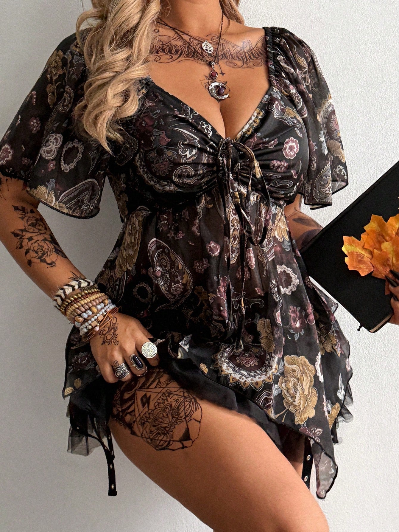 Flirla Plus Size Women Floral Print Waist Cinched Asymmetric Hem Shirt
