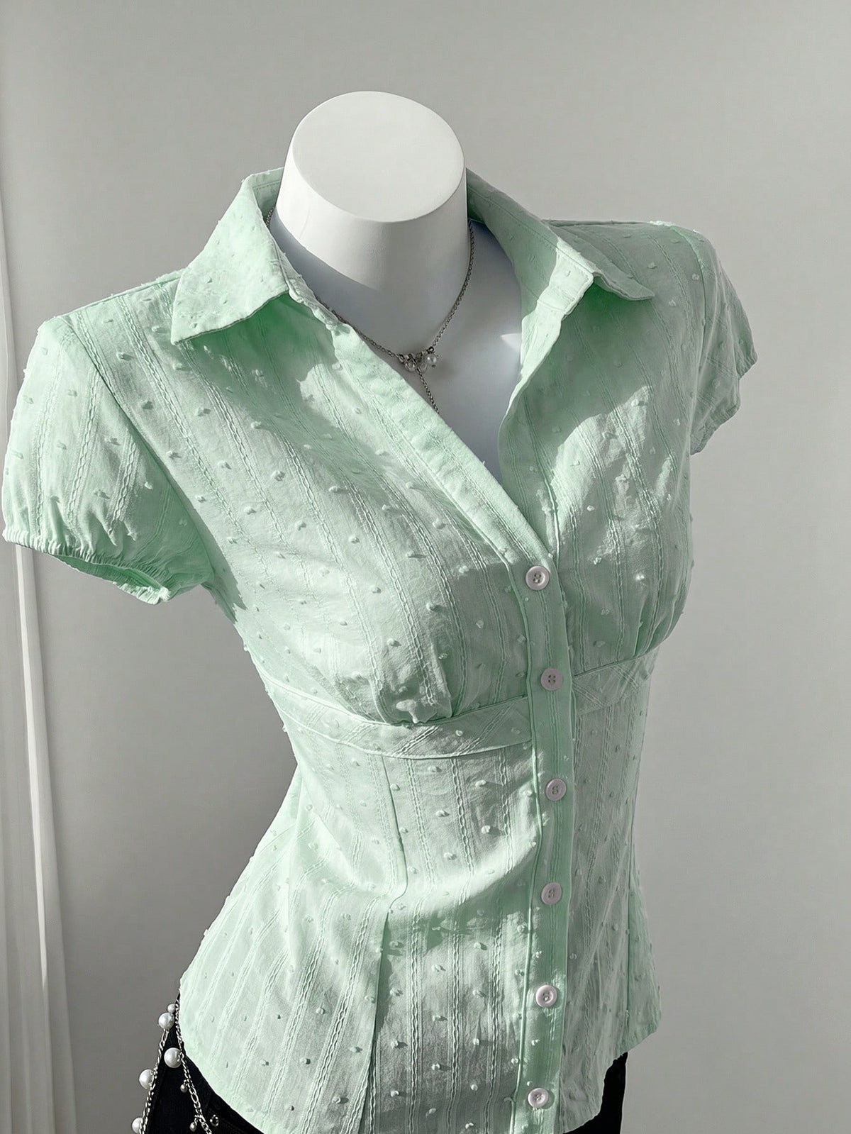 Flirla Women's Casual Retro Sweet & Spicy Textured Jacquard Waist Cinching Vacation Fitted Short Sleeve Blouse