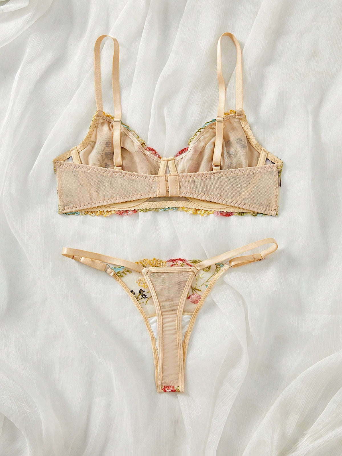 Floral Embroidery Spaghetti Strap Camisole Top And Bottoms Sexy Lingerie Set For Women