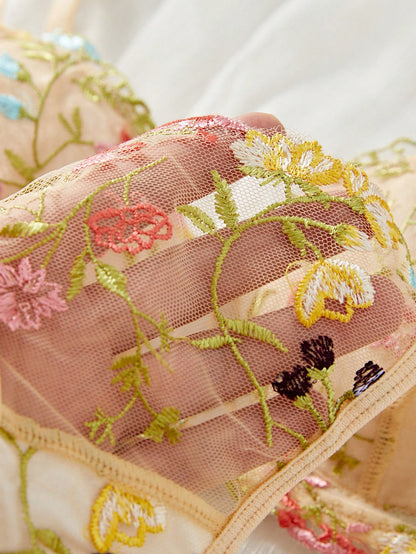 Floral Embroidery Spaghetti Strap Camisole Top And Bottoms Sexy Lingerie Set For Women