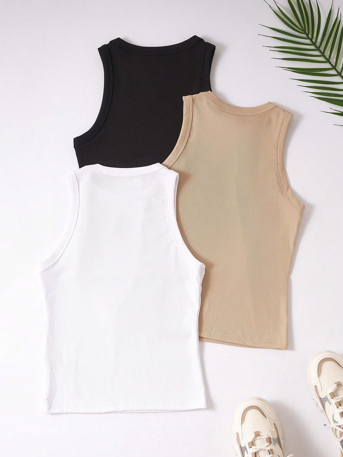 Franclia Women's Casual Solid Color Round Neck Tank Tops