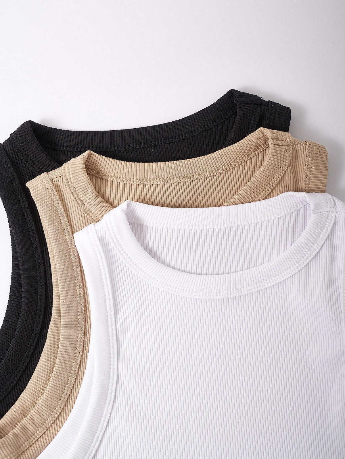 Franclia Women's Casual Solid Color Round Neck Tank Tops