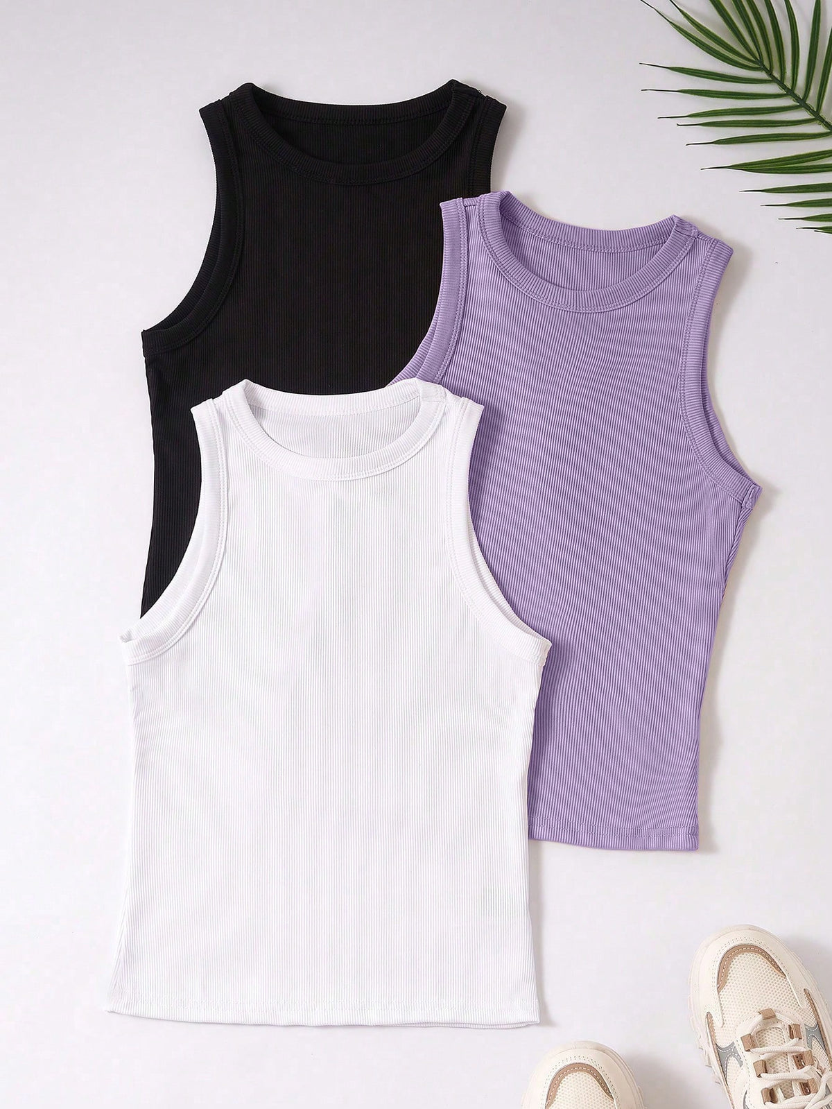 Franclia Women's Casual Solid Color Round Neck Tank Tops