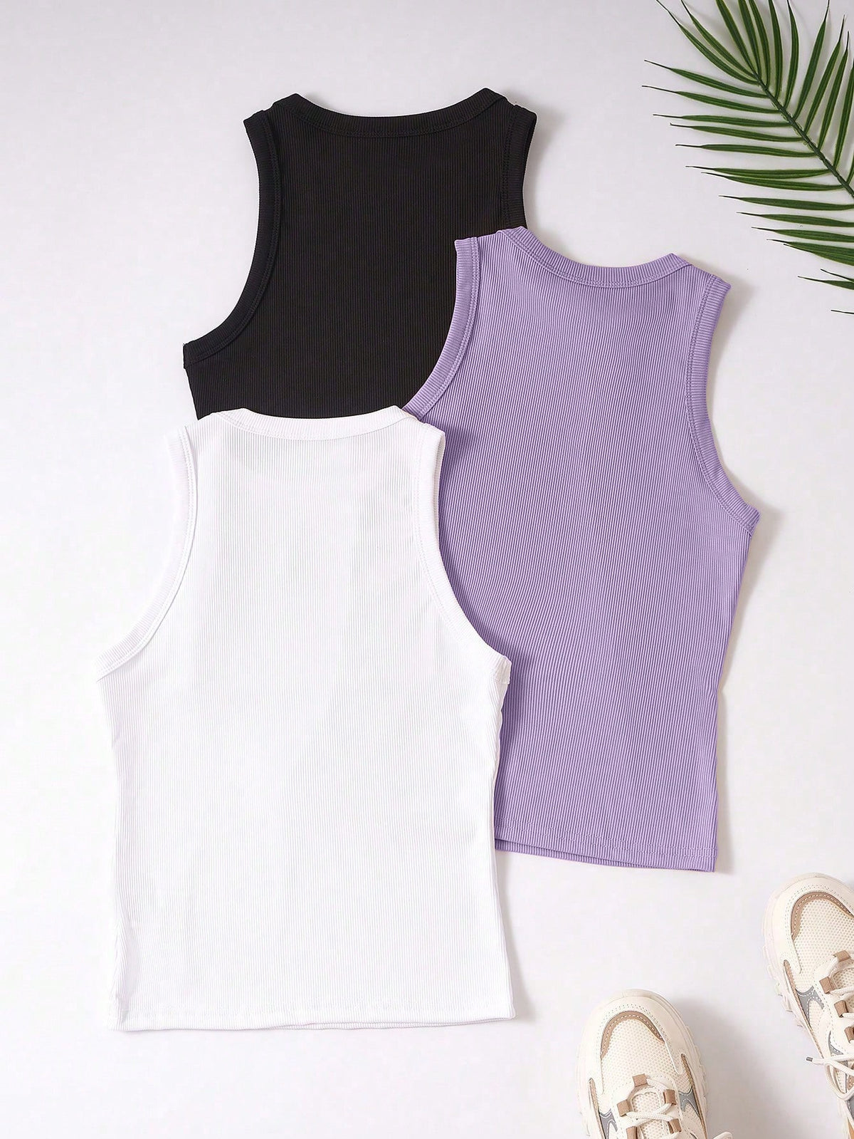 Franclia Women's Casual Solid Color Round Neck Tank Tops