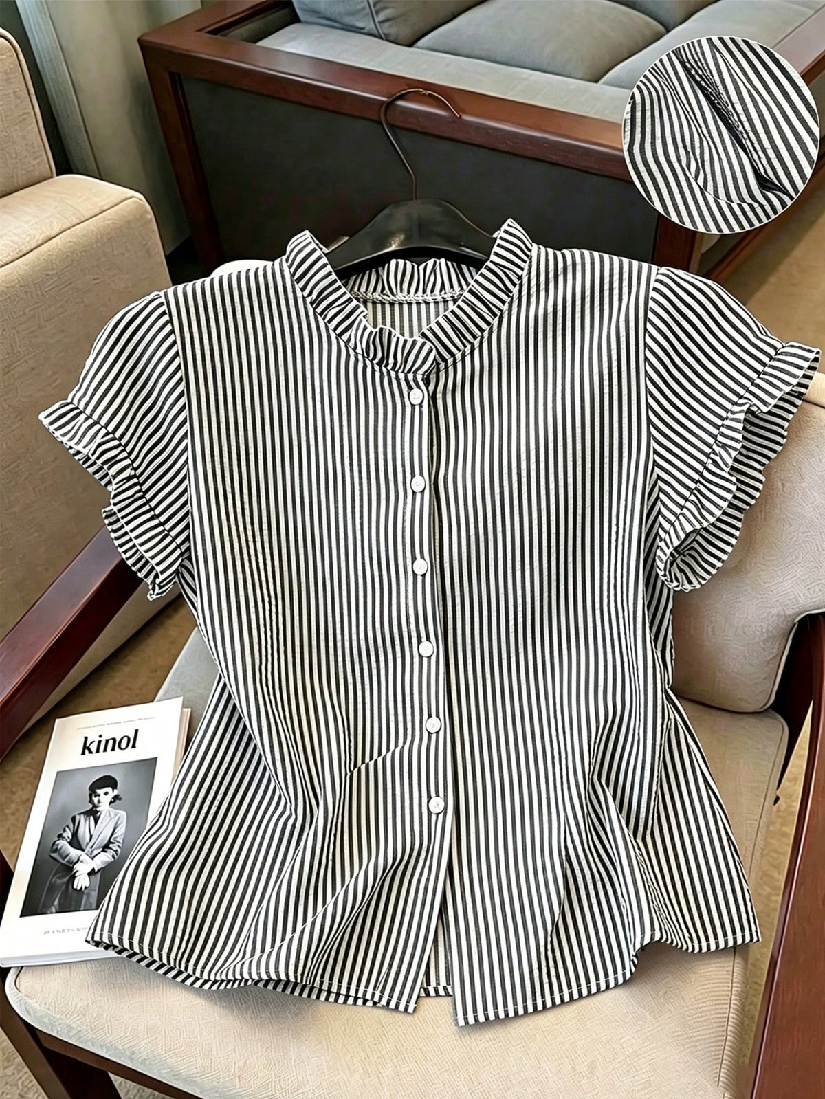 Franclia Women's Ruffle Collar Short Sleeve Single-Breasted Striped Shirt