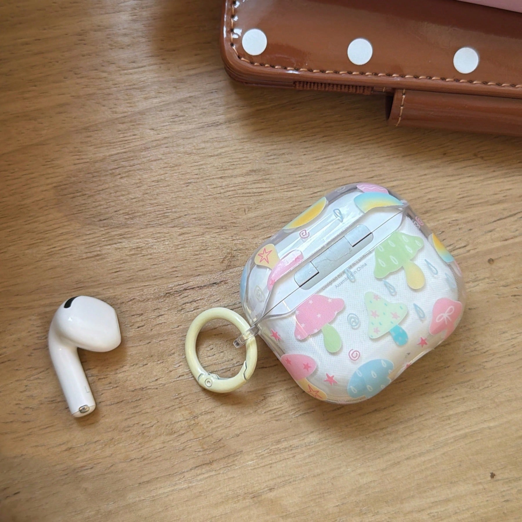 Fresh Aesthetic Colorful Mushroom With Hanging Ring Set Compatible With Apple Pro 2 Case/ Pro Case/ 4 Case/ 3 Case/ 2 Case/Fashionable Women's Earphone Case/Minimalist Earphone Case/Apple Earphone Cas