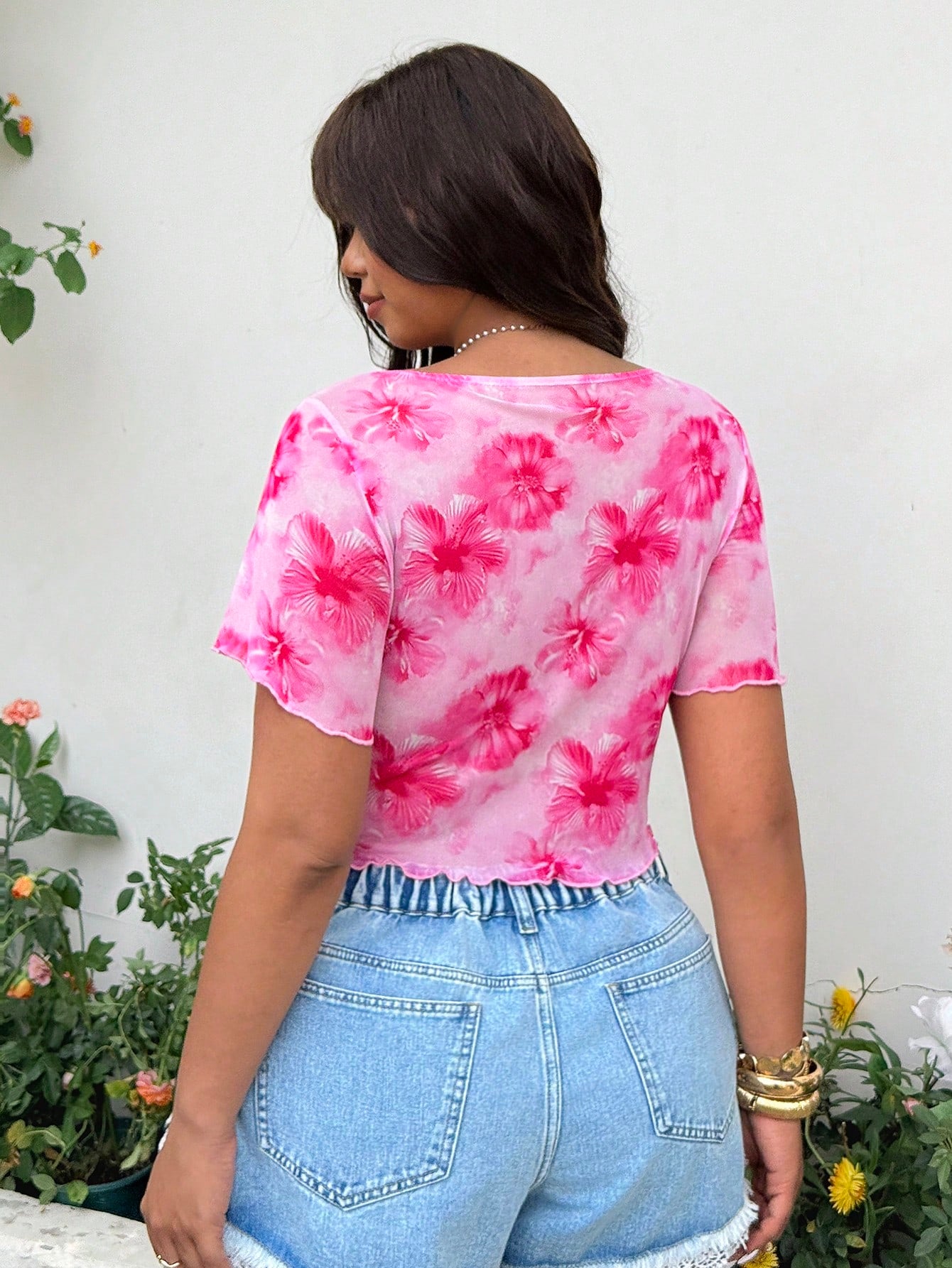 GalTyme Plus Size Women Pink Floral Slit Blouse, Summer Night Out Vacation Club Holiday Casual Daily Commute Party Christmas Thanksgiving Wedding Beach Y2k