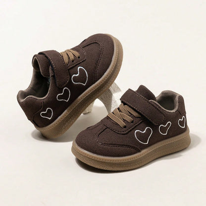 Girls' Heart Embroidery Sports Shoes With Hook And Loop, Vintage Rubber Sole Casual Shoes