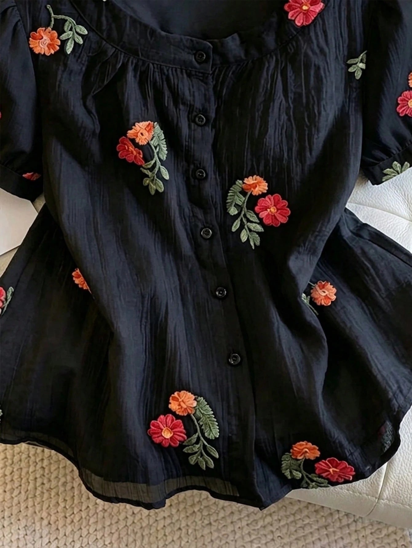 GlowEve Summer New Delicate Fresh Floral Embroidery Textured Women's Round Neck Blouse