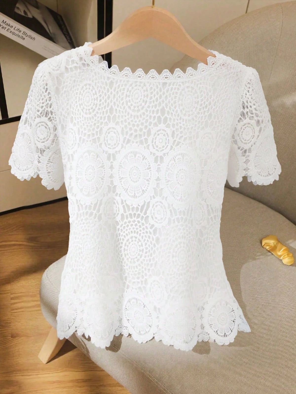 GlowEve Women's Crochet Lace Fashionable Elegant Slimming Design Square Neck Short Sleeve Blouse