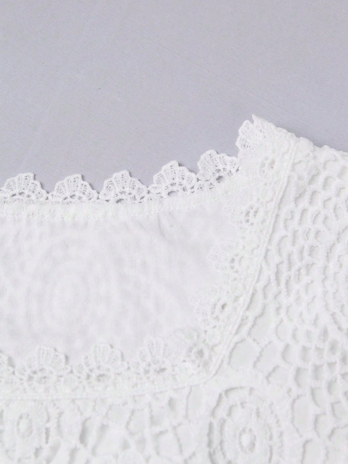 GlowEve Women's Crochet Lace Fashionable Elegant Slimming Design Square Neck Short Sleeve Blouse