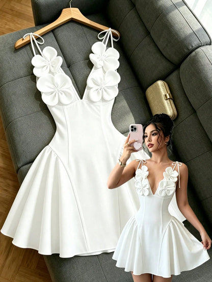 GlowEve Women's Floral Decor Valentine's Day Party Evening Dress, Elegant Sexy Spaghetti Strap Cinched Waist Mini Dress, Spring And Summer