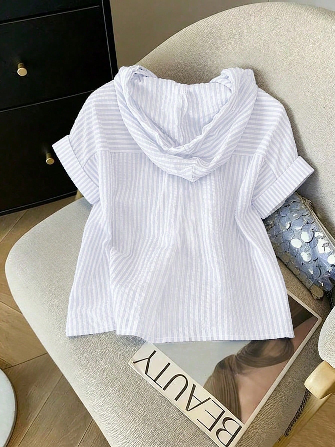 GlowEve Women's Summer Casual Versatile Textured Striped Chiffon Hooded Blouse With Pockets, Short Sleeve