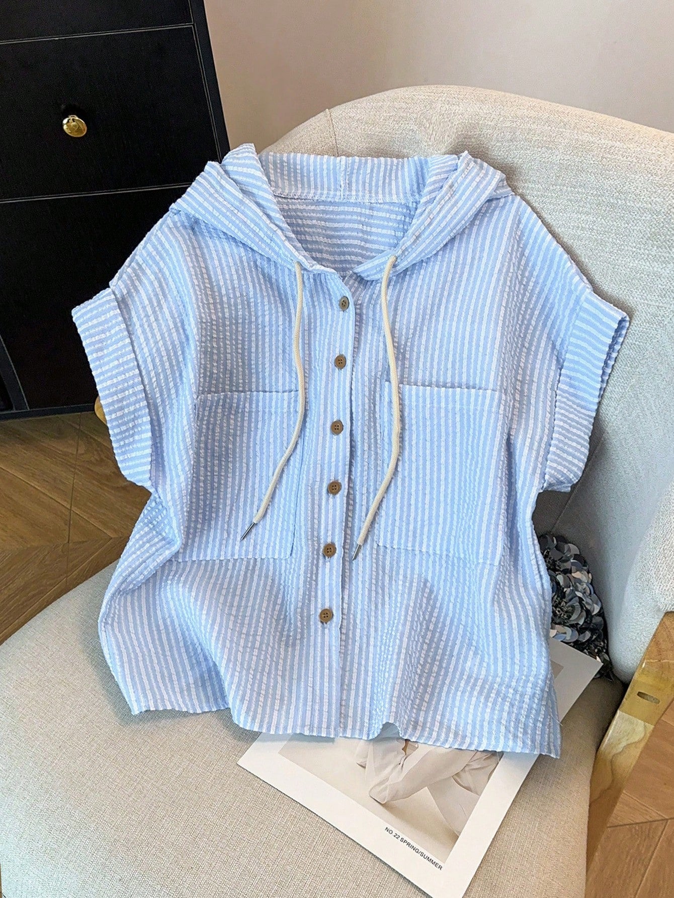 GlowEve Women's Summer Casual Versatile Textured Striped Chiffon Hooded Blouse With Pockets, Short Sleeve