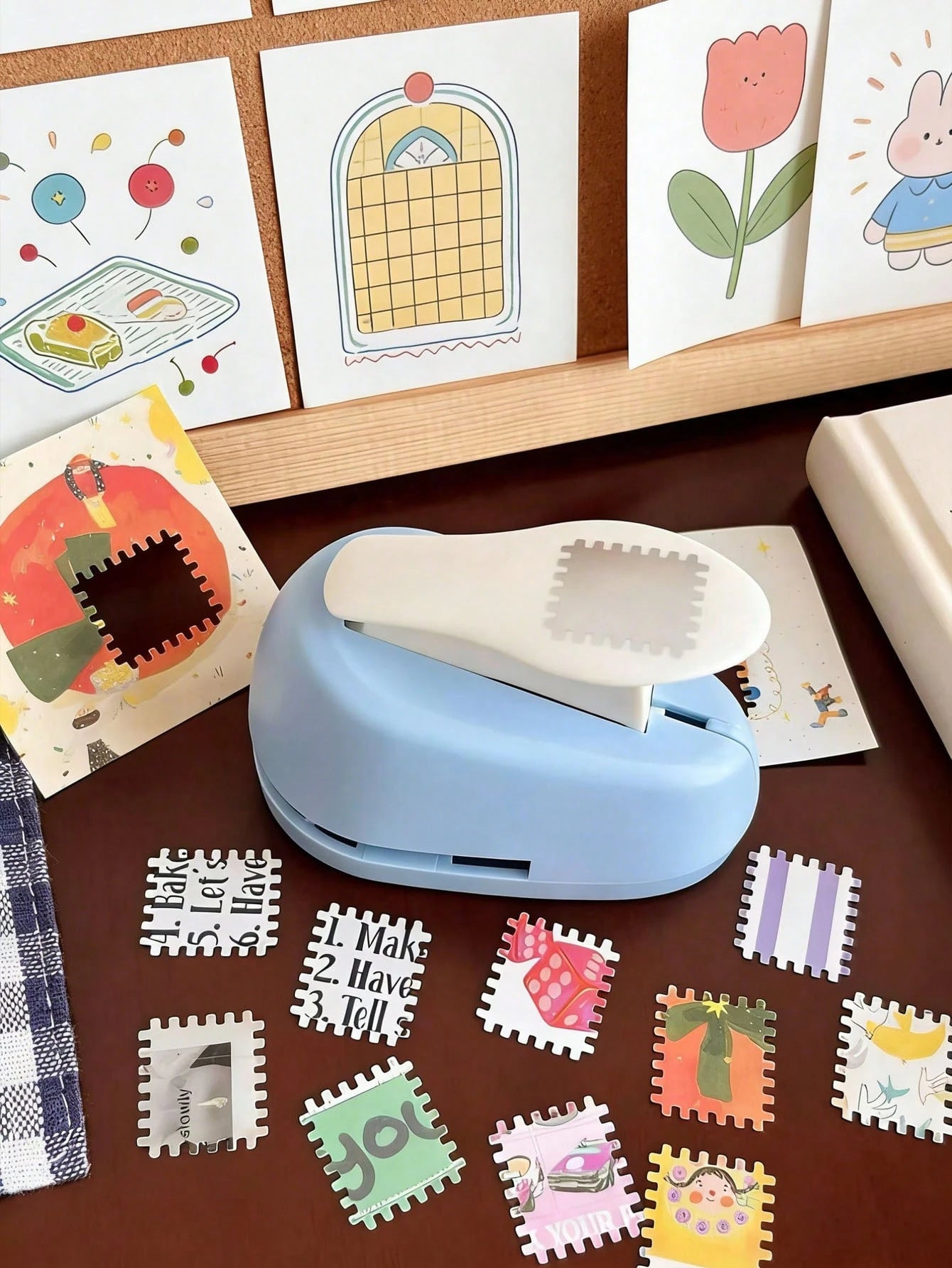 Handheld Decorative Punch And Embossing Tool- Designed With Beautiful Floral Patterns, Ideal For Making Scrapbooks, Journals, Cards, Photography, Album Materials And Journal Decorations